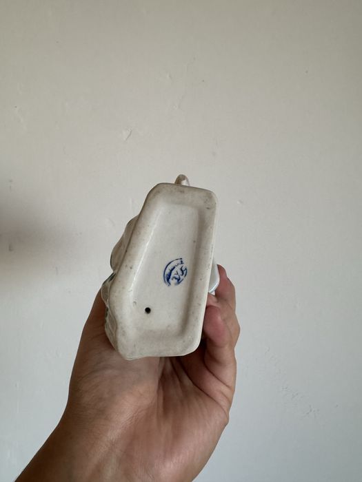 Фарфоровые статуэтки