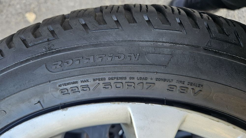 Гуми с джанти 225/50/17 БМВ