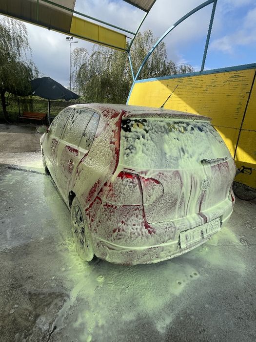 Vând golf 5 1.4 TFSI an 2009