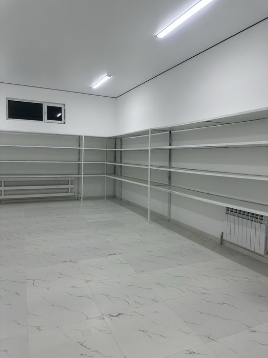 Торговые стеллажи (полки) металлические для магазина или склада