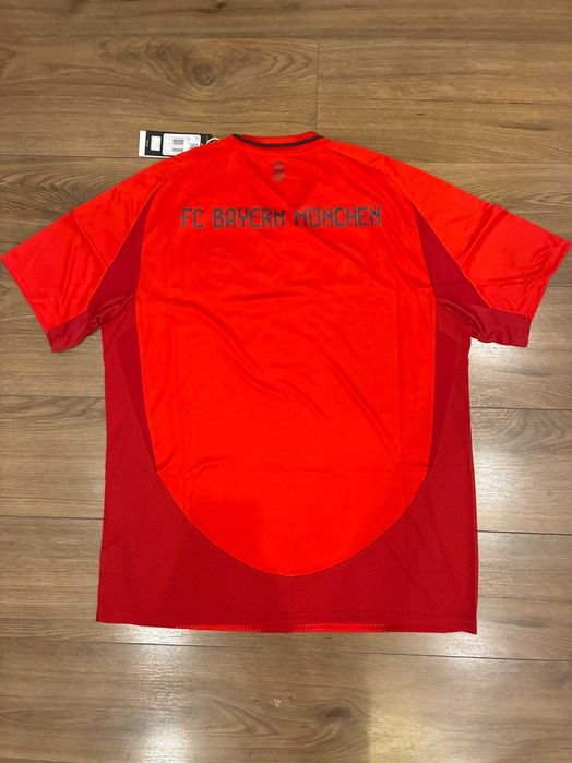 Нови оригинални екипи на Байерн Мюнхен различни размери и модели