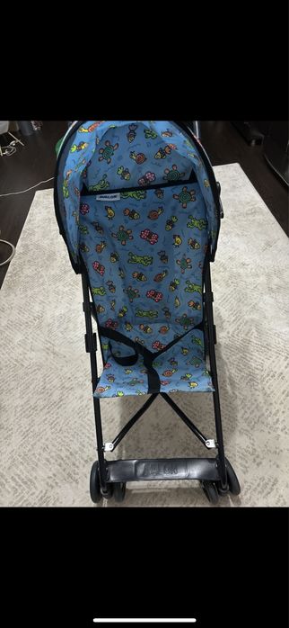 Carucior sport umbrela, aproape nou