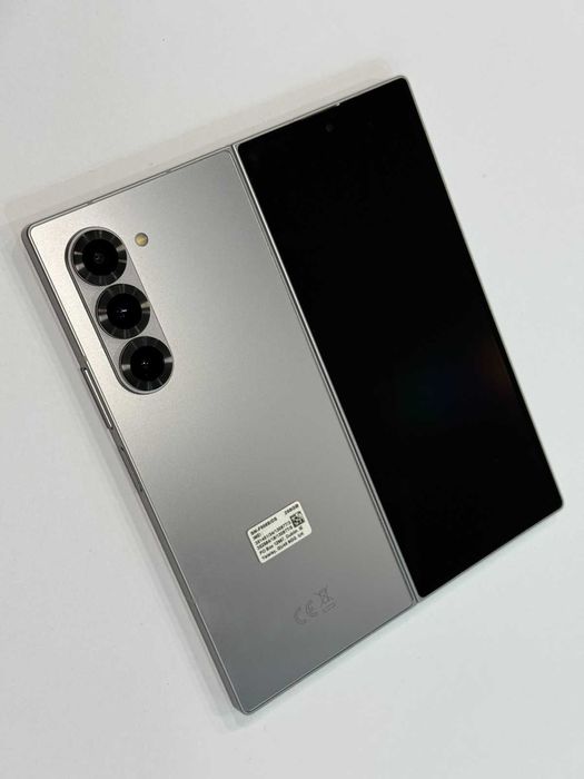 Samsung Galaxy Z Fold 6 – 12GB RAM / 256GB