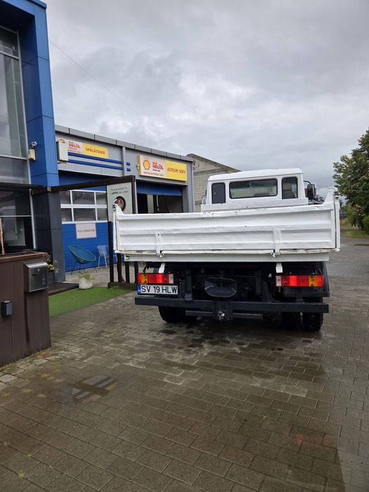 Man basculabil 7.5  t.