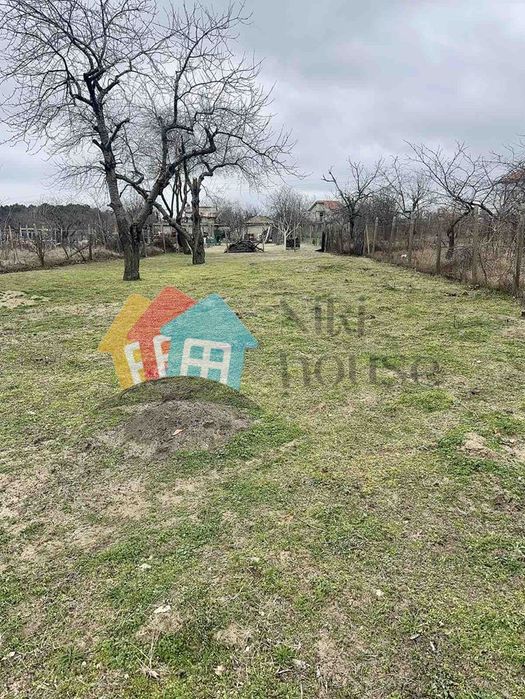 Парцел в Варна-м-т Боровец - север площ 652 цена 30000