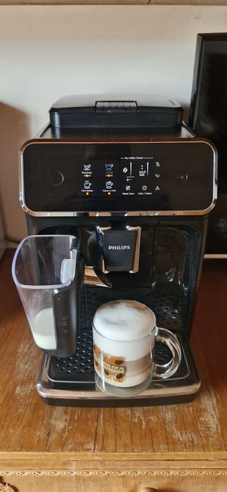 Espressor cafea automat Philips Saeco LatteGo