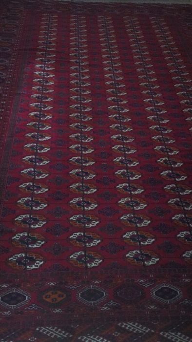 Туркменский ковер