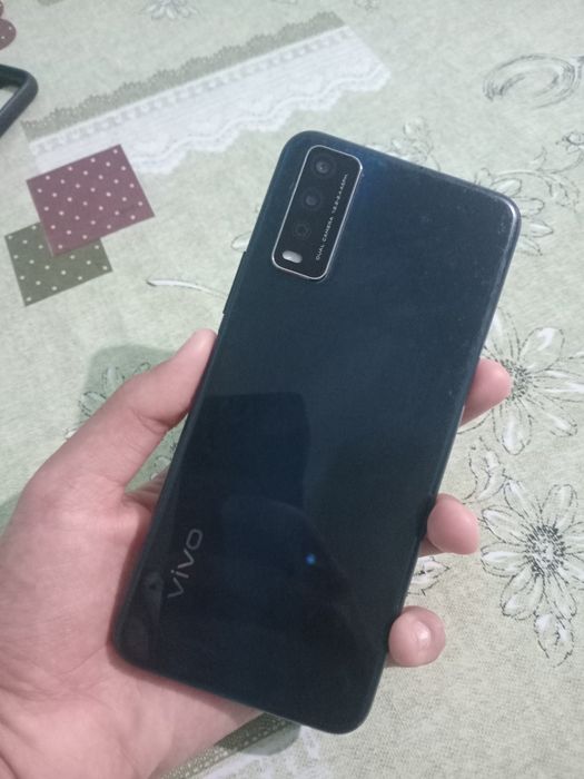 Vivo y12s 32 gb.