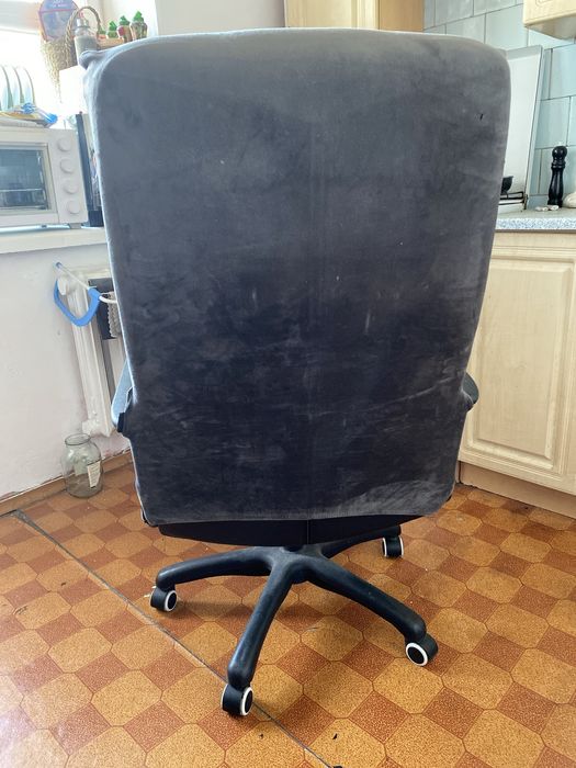 Компьютерное кресло