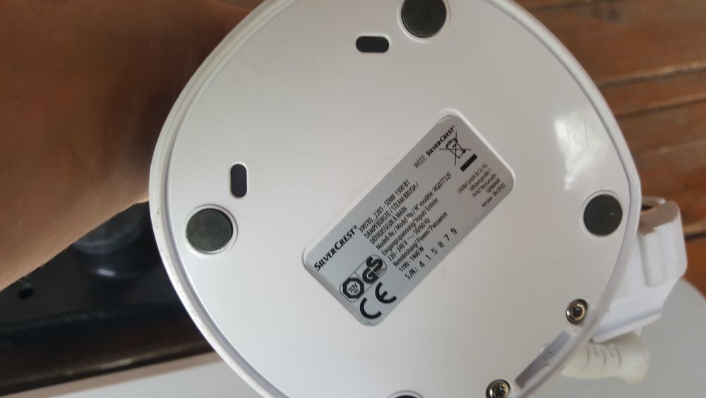 lot produse DEFECTE , aparat masaj , aeroterma,fier calcat cu aburi