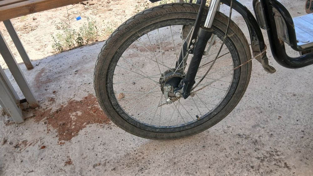 Veloskuter holati yaxshi 2024-yil olingan,