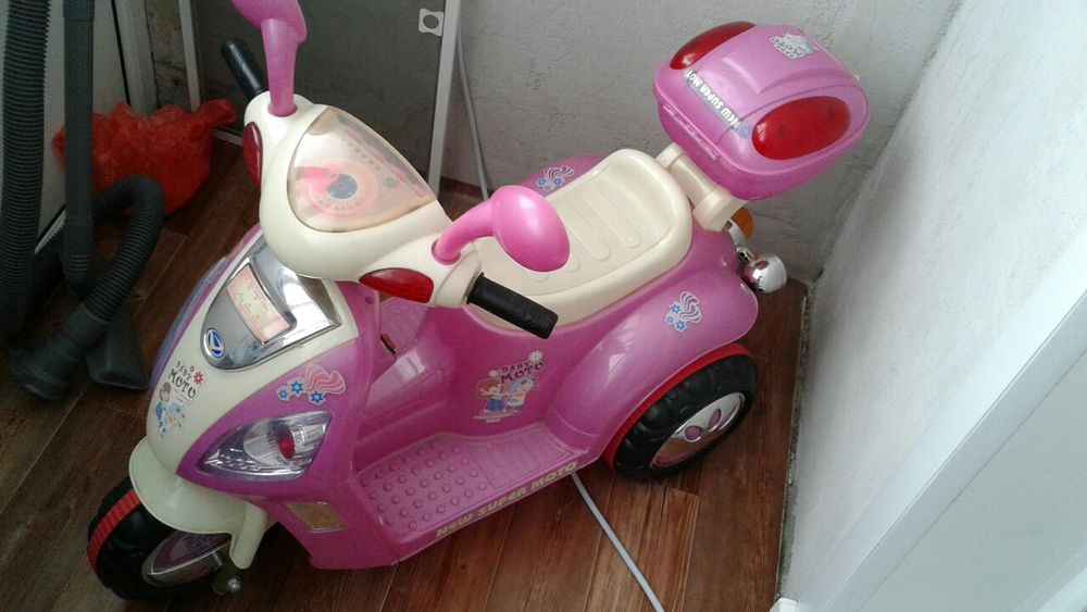 Электромобиль