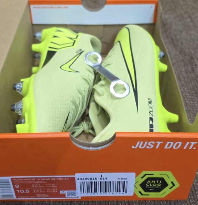 Nike , 41,42,43,44