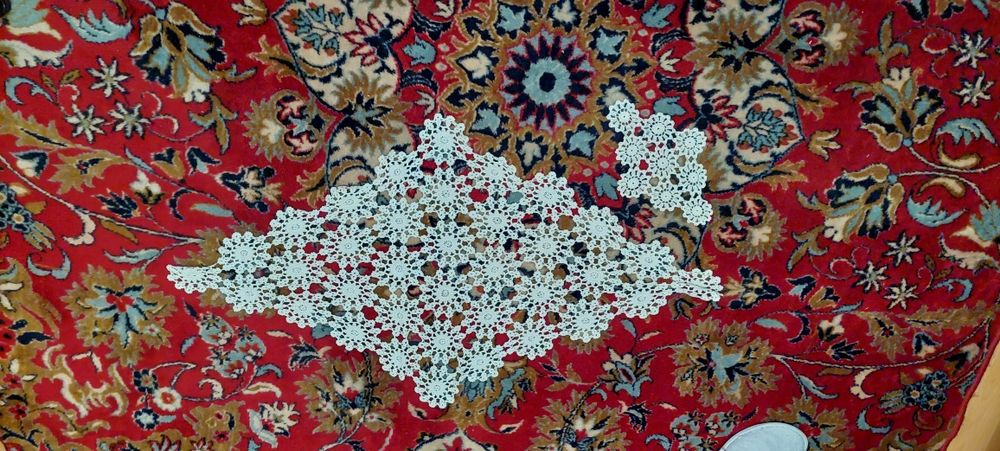 Vând  macrameuri vechi