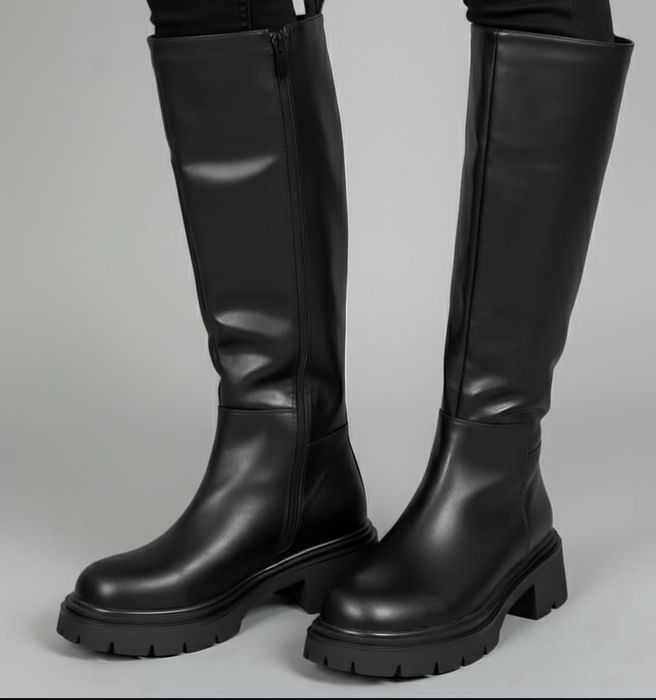 Продам зимние сапоги