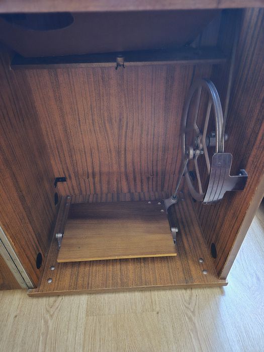 Работеща шевна машина 2М