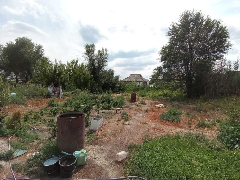 Продам дом с бассейном в центре СРОЧНО