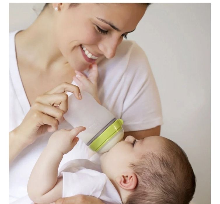 Бутылочки для кормления новые