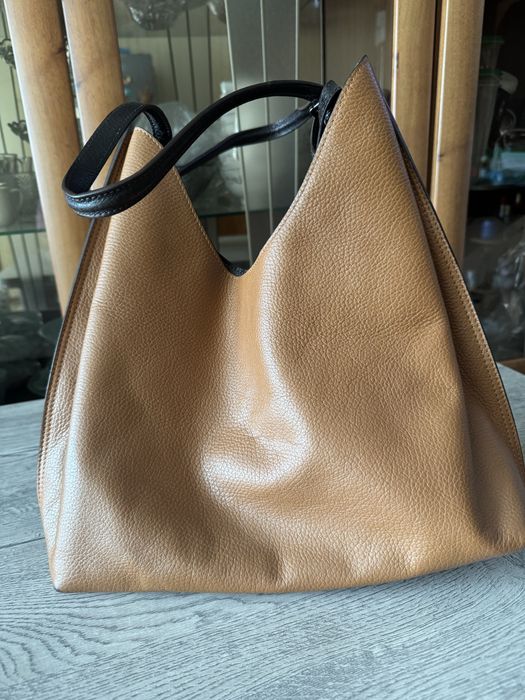 Продам сумку женскую кожаную