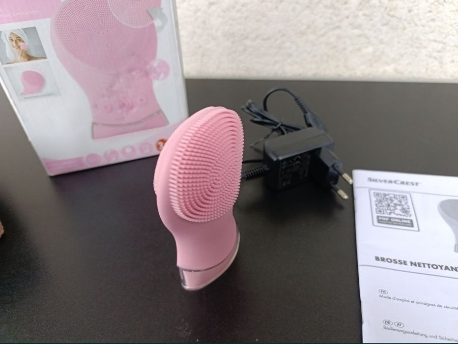 Perie pentru curatare faciala fata ten masaj silicon Silvercrest