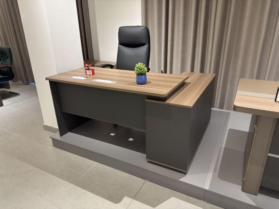 Офисные мебели прямой из Китая