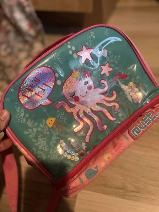 Грейка за момиче