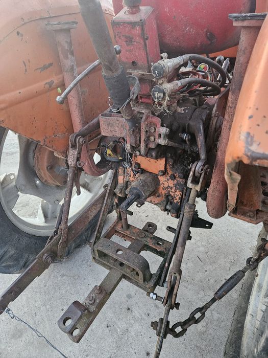 Tractor L 445 adus recent