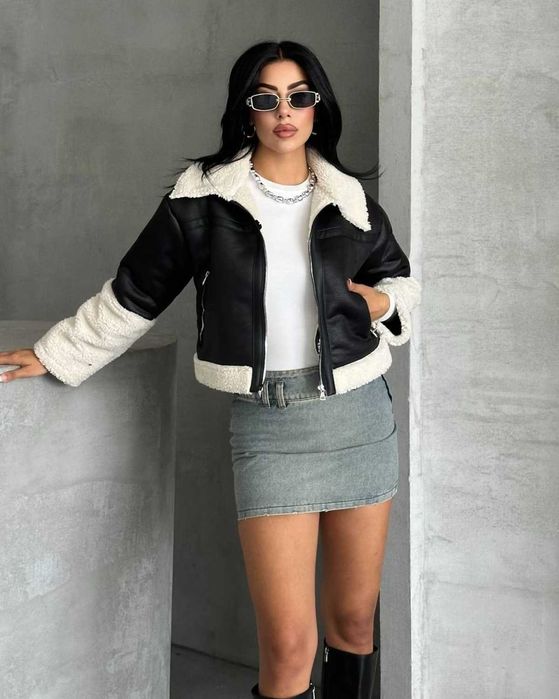 Зимно късо яке в черен цвят