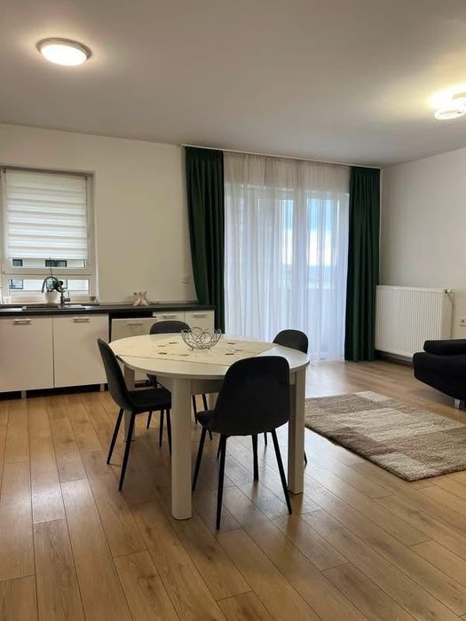 Inchiriez apartament cu doua camere cartier Maurer