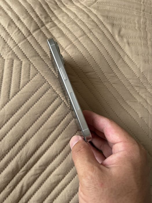 Iphone 15 Pro 1 TB