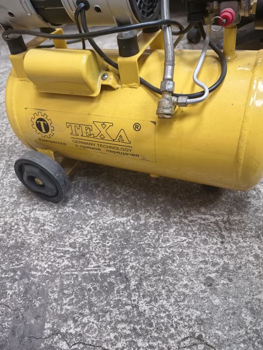 Компрессор 240л.минуту