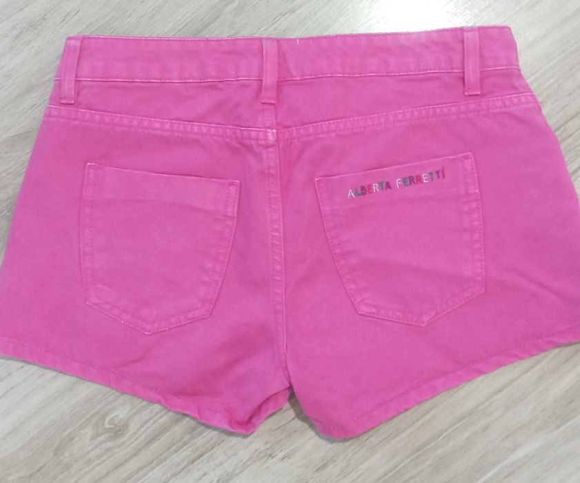 Къси розови дънки на ALBERTA FERRETTI