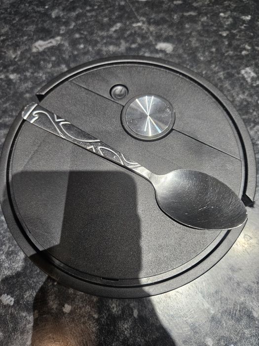 Робот пылесос игрушечный