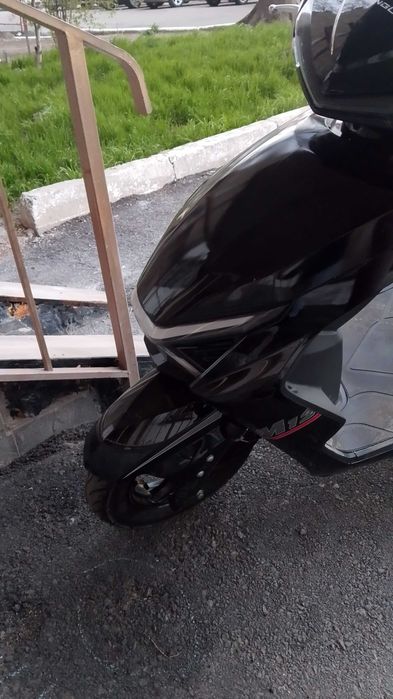 Скутер м12 продам