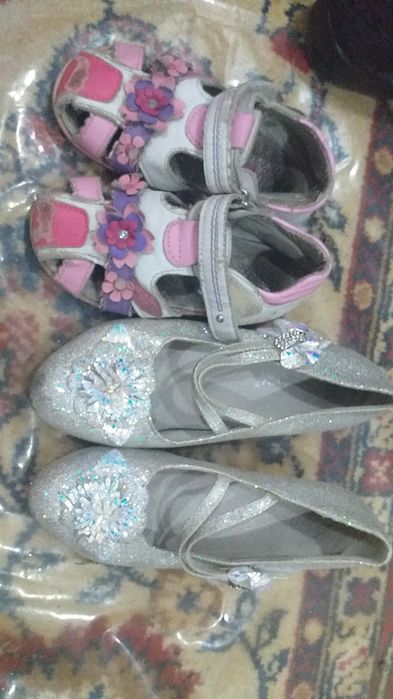 Сапоги и туфли разные