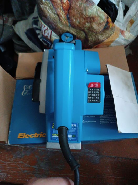 Рубанок электрические