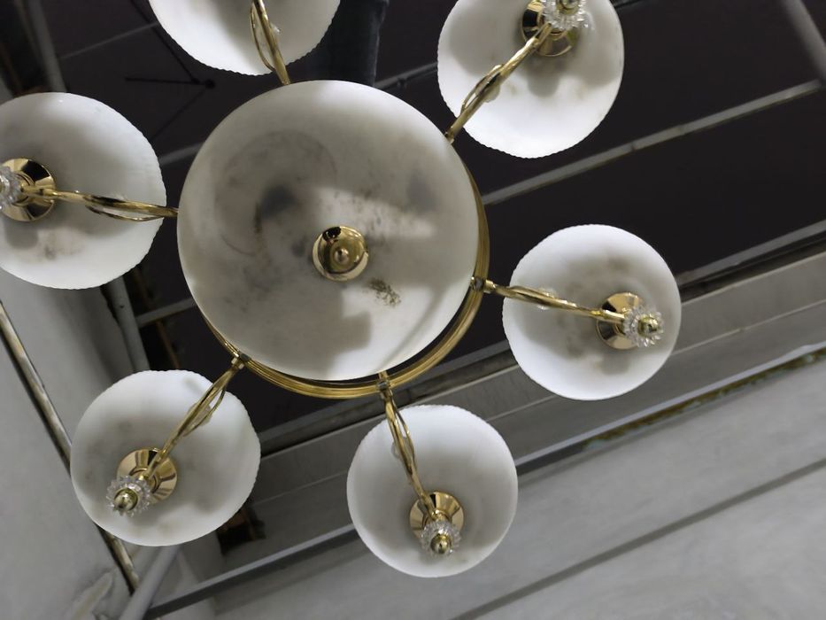 Люстра сотилади Тошкент