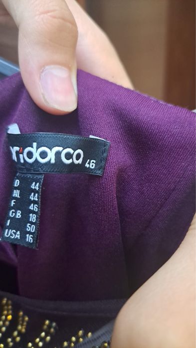 Продам платья вечерние в идевльном состоянии