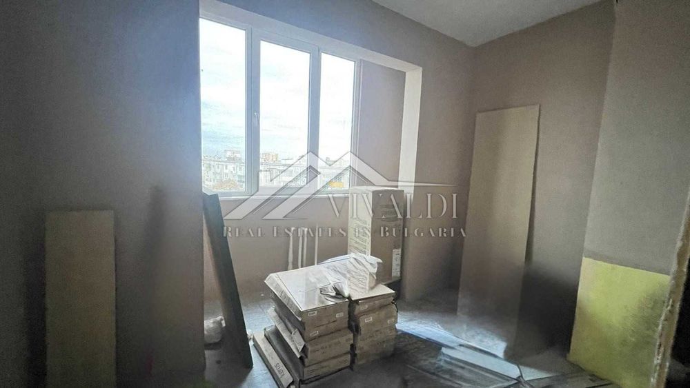 Тристаен апартамент в кв.Левски , Варна