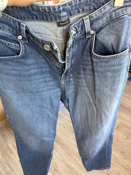 Отдам все вещи за  50000