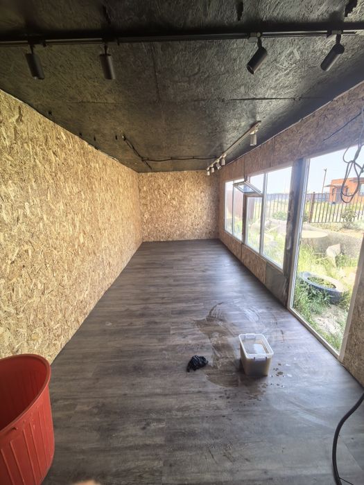 Павильон с оборудованием