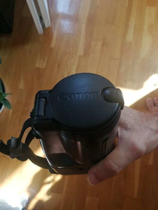 Фотоапарат Canon