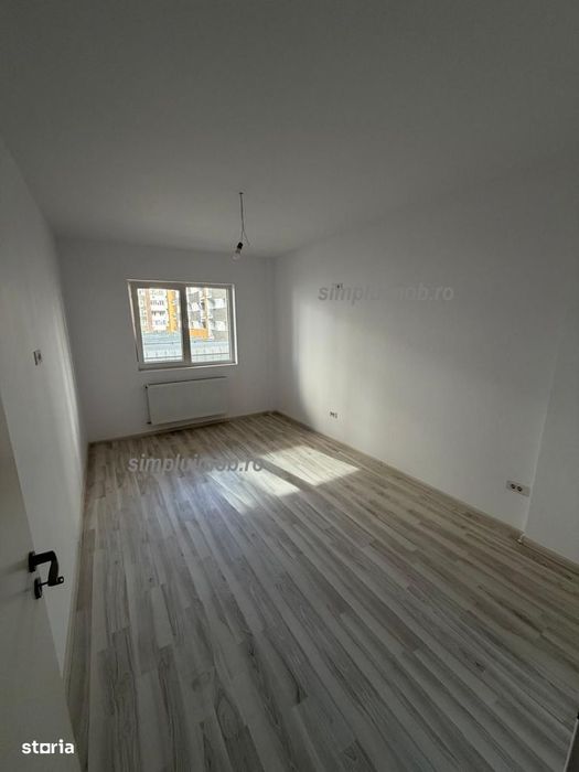 Decomandat Metrou Berceni 2 Camere