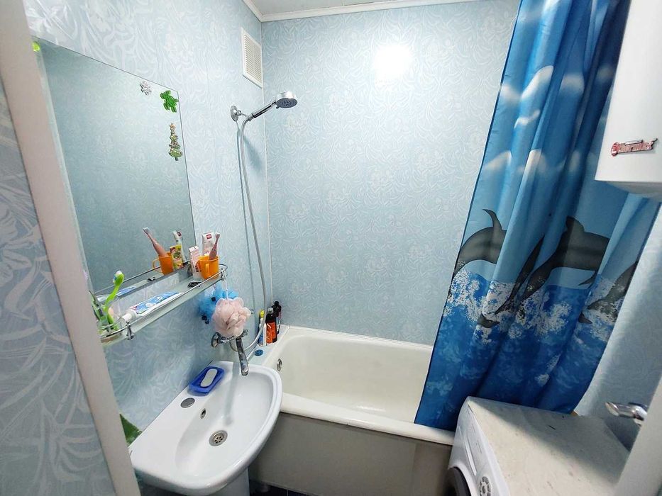 Продам 2х комн квартиру