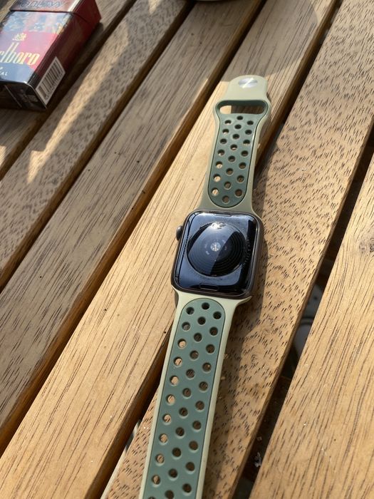 Apple watch se 44mm