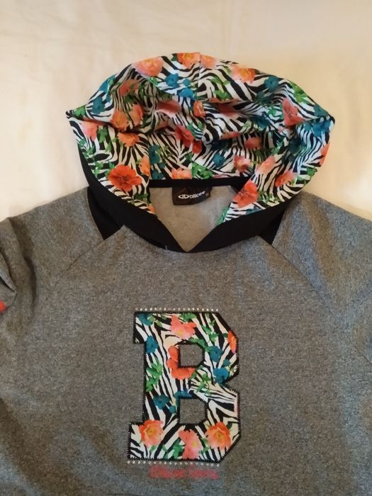 Костюмы подростковые