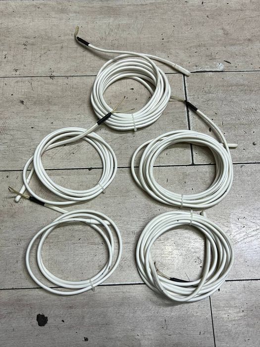 Саморегулирующийся греющий кабель для обогрева труб