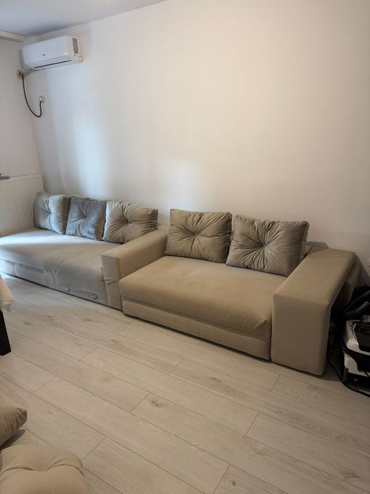 Vand canapea in stare perfecta