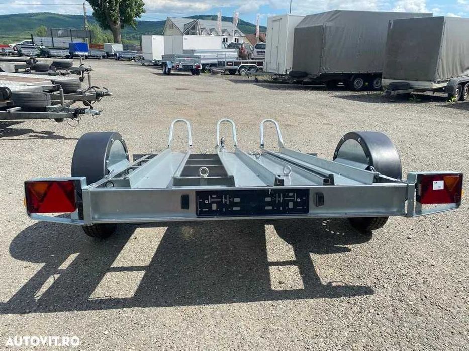 Remorca MOTO/remorca 750 kg/remorca auto/cu 3 locuri L 225/145