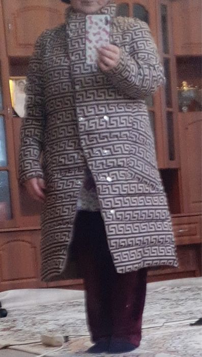 Продам куртки 44/56 размер